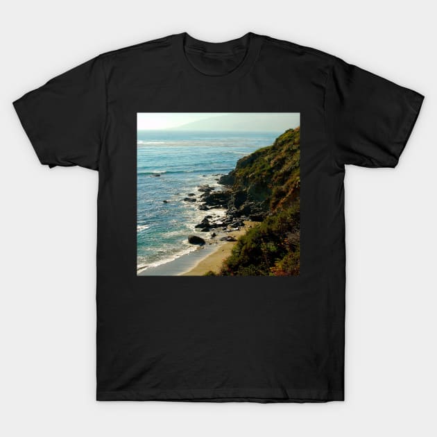 Big Sur California Pacific Coast View of ocean beach and mountains T-Shirt by Star58